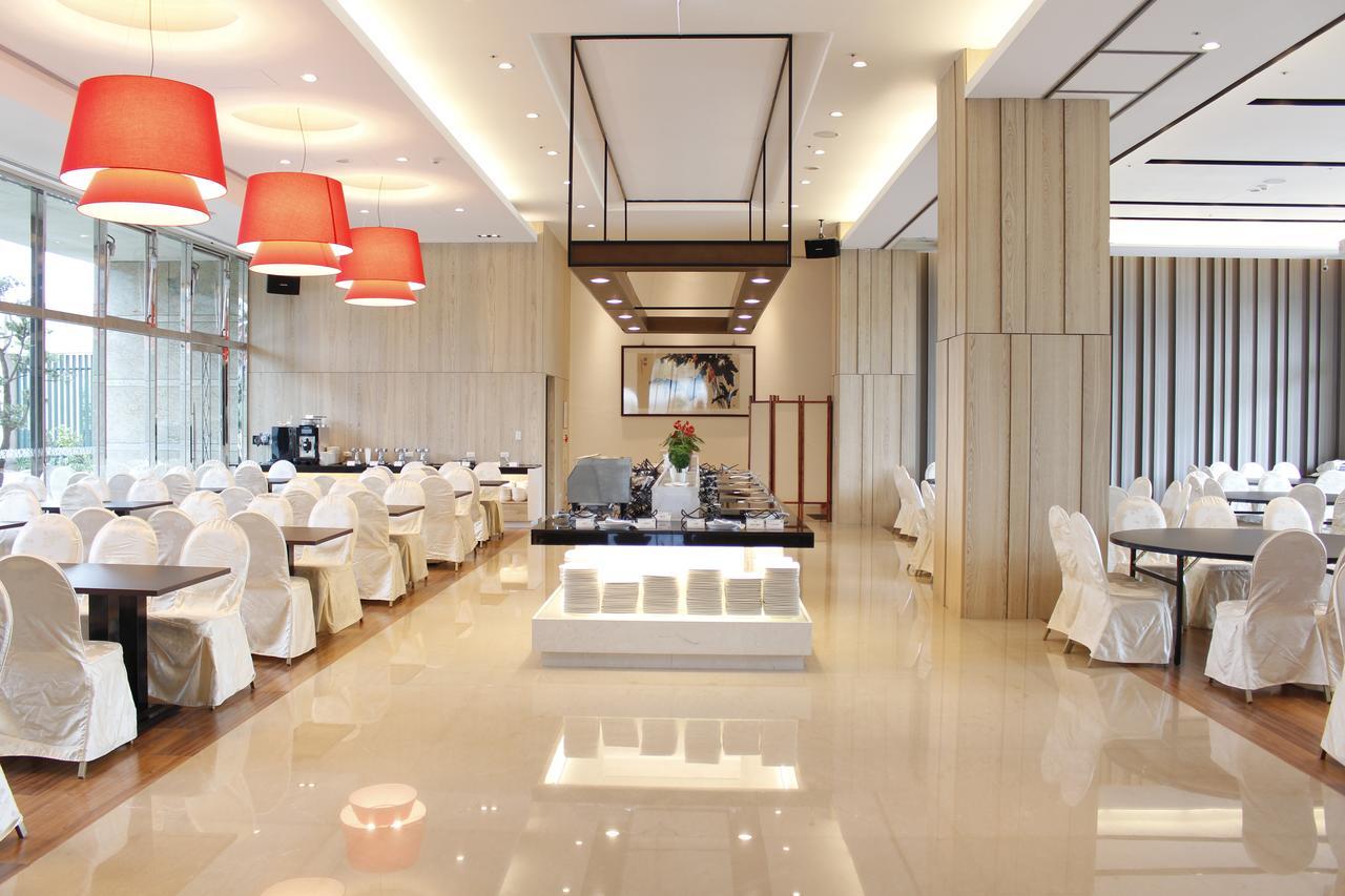 Naruwan Galaxy Hotel Taitung Exterior foto